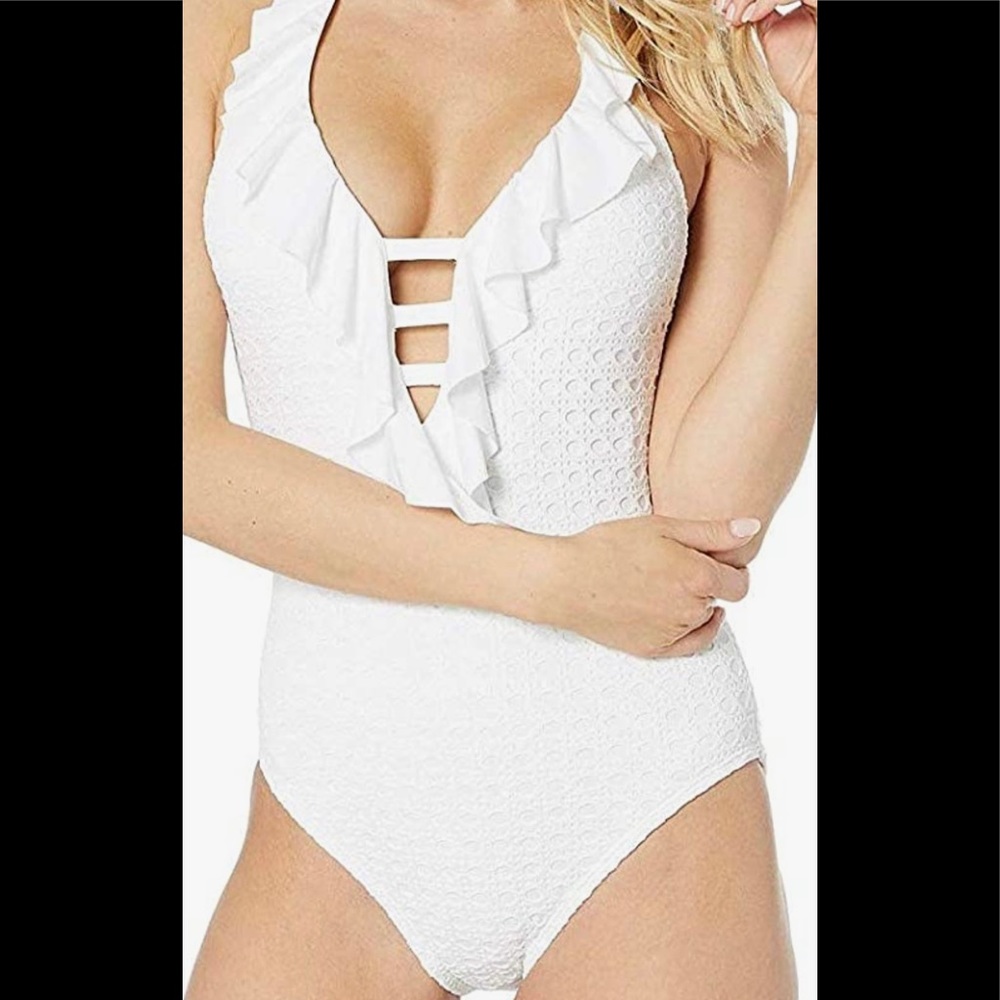 Lilly Pulitzer nevis white crochet one piece swimsuit size 6